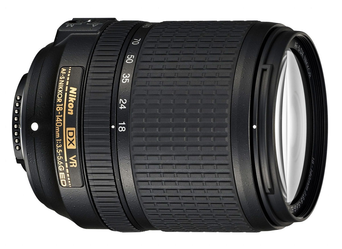 Nikon AF-S DX Nikkor 18-140mm f/3.5-5.6G ED VR