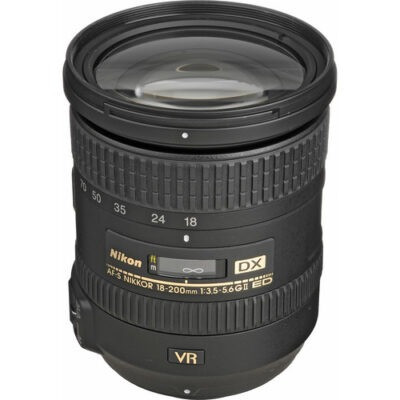 Nikon AF-S DX Nikkor 18-200mm f/3.5-5.6G ED VR - Image 4