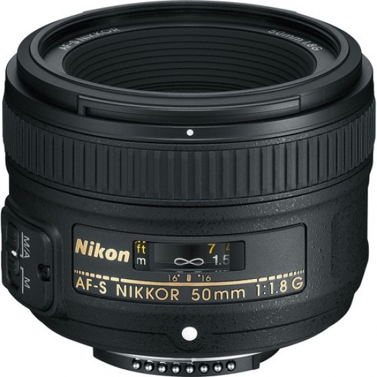 Nikon AF-S FX NIKKOR 50mm f/1.8G Lens with Auto Focus for Nikon DSLR Cameras EX UK